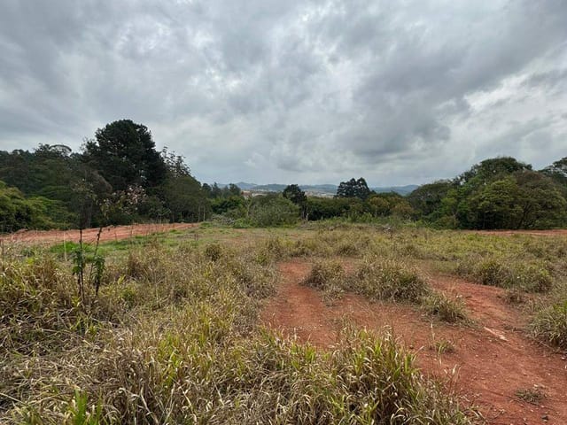 Terreno com 1950m², à venda, no bairro Rodeio em Extrema