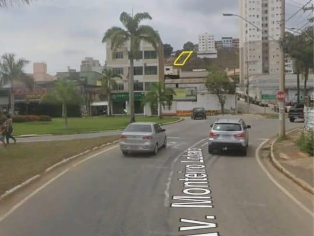 Terreno com 428m², à venda, no bairro Iguaçu em Ipatinga
