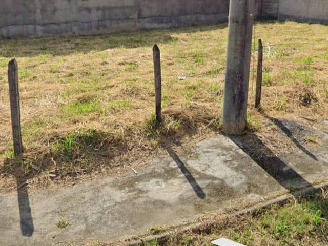 Terreno com 353m², à venda, no bairro Residencial Mombaça I em Pindamonhangaba