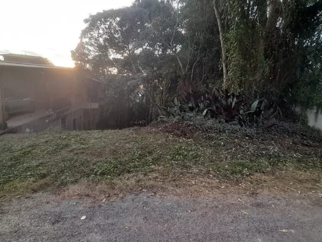 Terreno com 500m², à venda, no bairro Parque das Rosas em Cotia