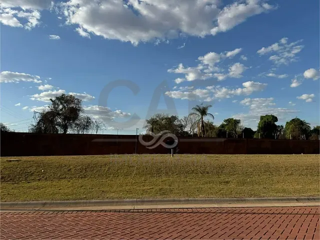 Terreno com 481m², à venda, no bairro Reserva Santa Izabel em Jaguariúna