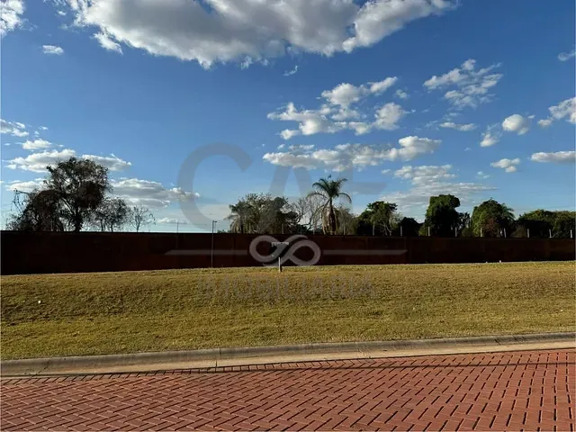 Terreno com 481m², à venda, no bairro Reserva Santa Izabel em Jaguariúna