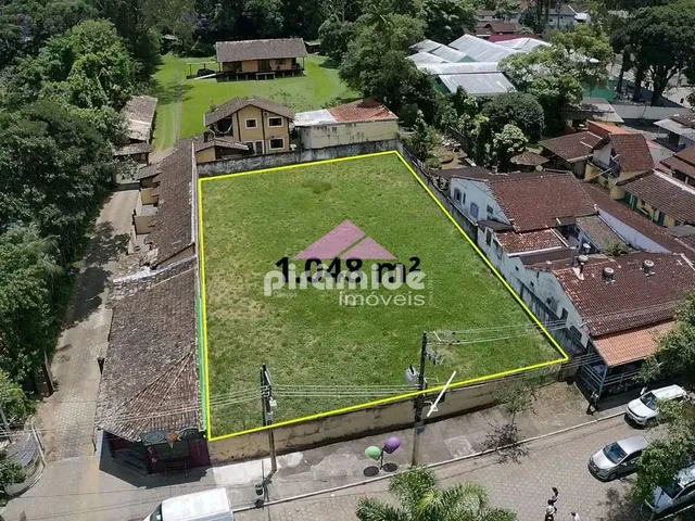 Terreno com 1048m², à venda, no bairro Centro em São Francisco Xavier