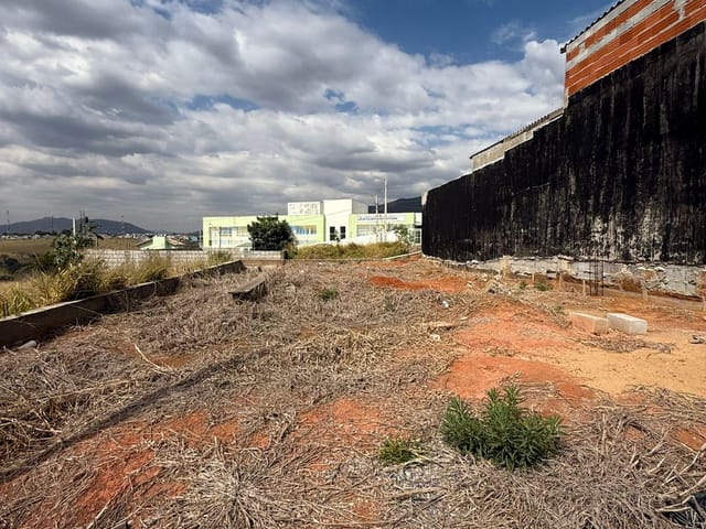 Terreno com 200m², à venda, no bairro Jatobás em Extrema
