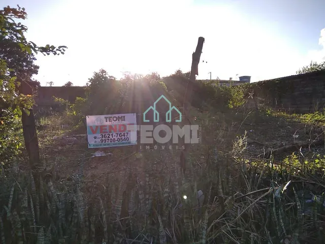 Terreno com 899m², à venda, no bairro Jardim Santa Tereza em Taubaté