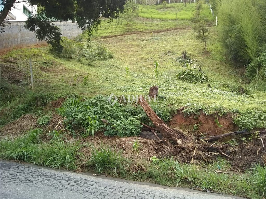 Terreno à venda, 867m² - Foto 1
