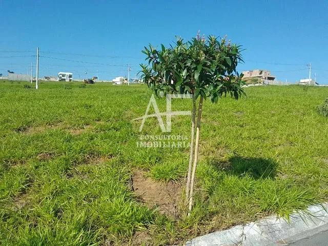 Terreno com 250m², à venda, no bairro Itapecerica em Taubaté