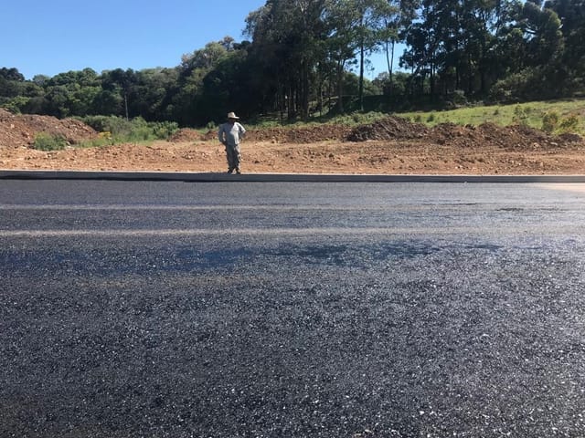 Terreno com 6353m², à venda, no bairro São Cristóvão em Caxias do Sul