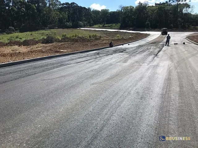 Terreno com 6353m², à venda, no bairro São Cristóvão em Caxias do Sul