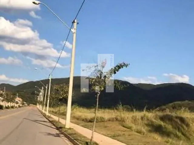 Terreno com 250m², à venda, no bairro Recanto Quarto Centenário em Jundiaí