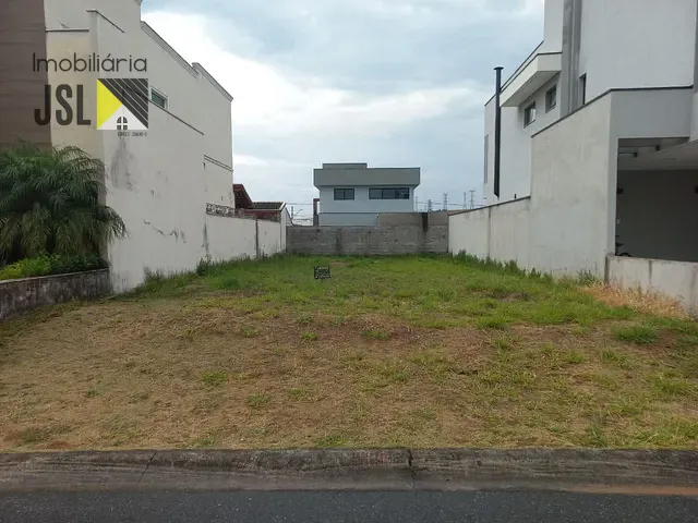 Terreno com 250m², à venda, no bairro Guamirim em Caçapava