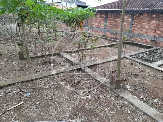 Terreno com 323m², à venda, no bairro Jardim Três Corações em São Paulo