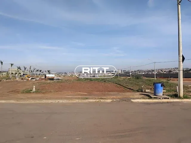 Terreno com 250m², à venda, no bairro Nossa Senhora Aparecida em Paulínia