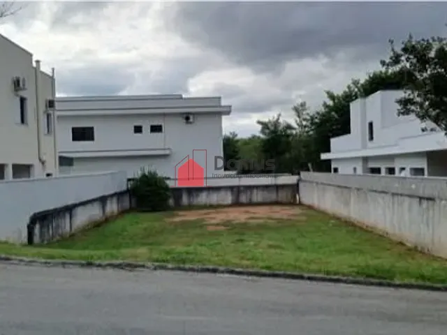 Terreno com 405m², à venda, no bairro Condomínio Reserva dos Lagos em Pindamonhangaba