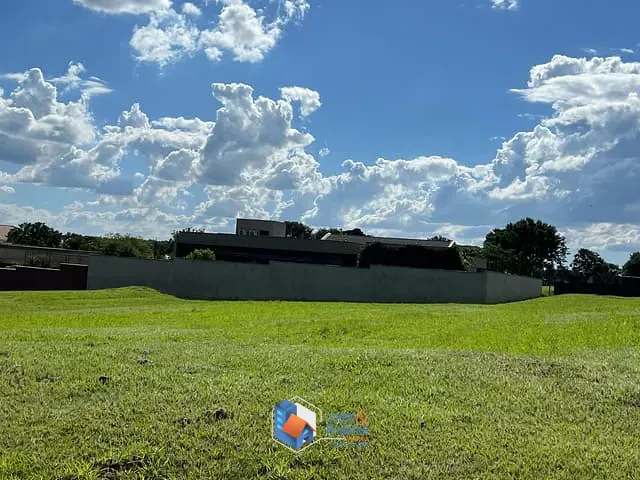 Terreno com 1500m² 1 quarto e 1 banheiro, à venda, no bairro Fazenda Santa Maria - Cravinhos em Cravinhos