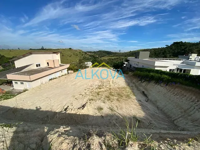 Terreno com 1049m², à venda, no bairro 	condomínio Parque Vale dos Lagos em Jacareí