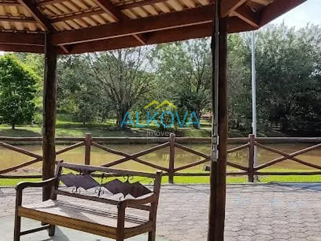Terreno com 1049m², à venda, no bairro 	condomínio Parque Vale dos Lagos em Jacareí