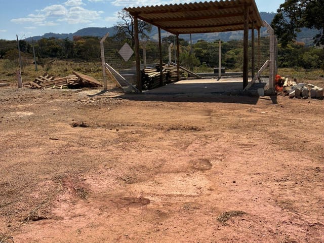 Terreno com 253m², à venda, no bairro Morada da Serra em Extrema