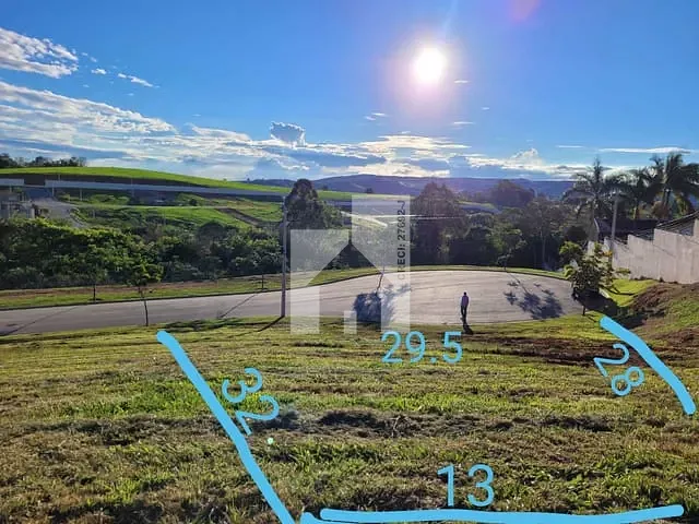 Terreno com 587m², à venda, no bairro Residencial Fazenda Santa Rosa - Fase 1 em Itatiba