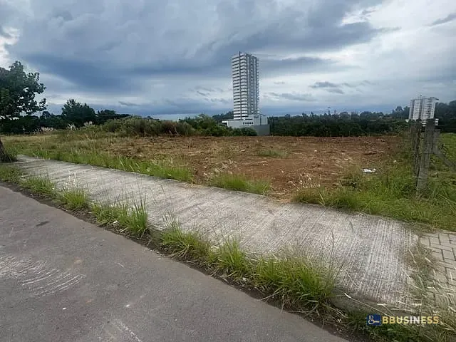 Terreno com 2790m², à venda, no bairro Sanvitto em Caxias do Sul