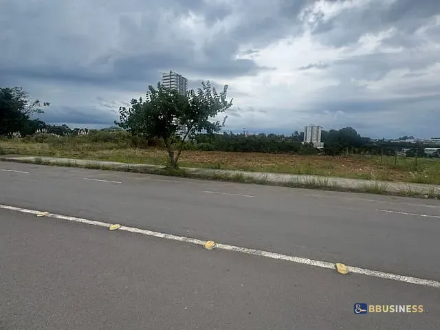 Terreno com 2790m², à venda, no bairro Sanvitto em Caxias do Sul