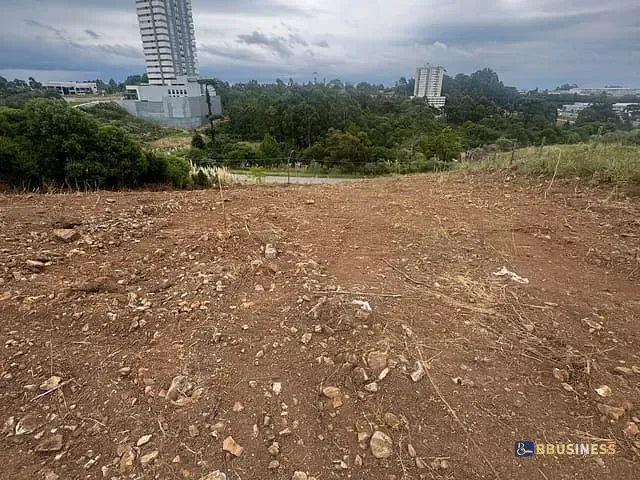 Terreno com 2790m², à venda, no bairro Sanvitto em Caxias do Sul