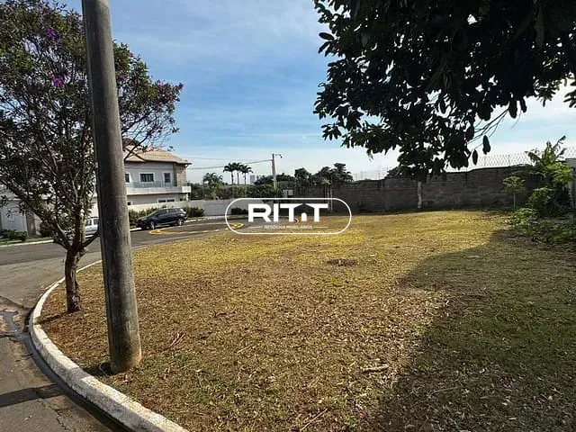 Terreno com 369m², à venda, no bairro Jardim Golden Park Residence em Hortolândia