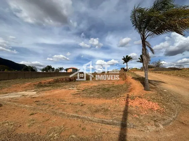 Terreno com 1260m², à venda, no bairro Zona Rural em Andradas