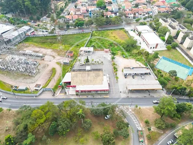 Terreno com 10000m², à venda, no bairro Parque Brasil em São Paulo