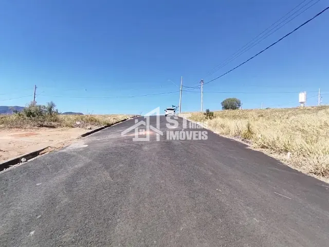 Terreno com 300m², à venda, no bairro Veredas da Serra em Andradas