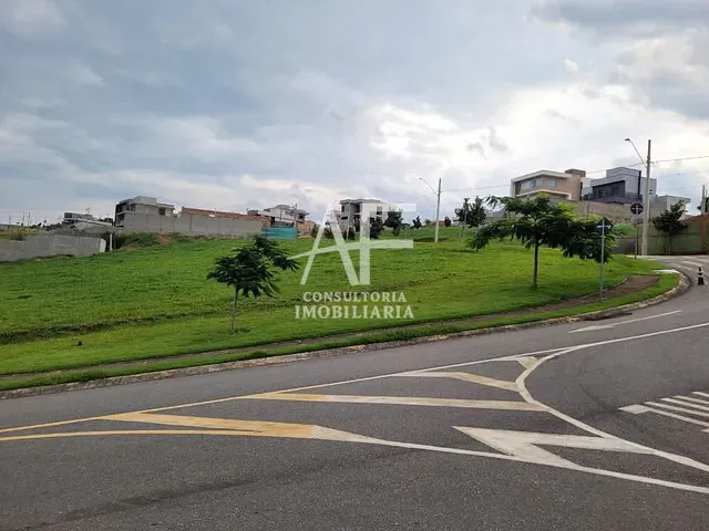 Terreno com 450m², à venda, no bairro Itapecerica em Taubaté
