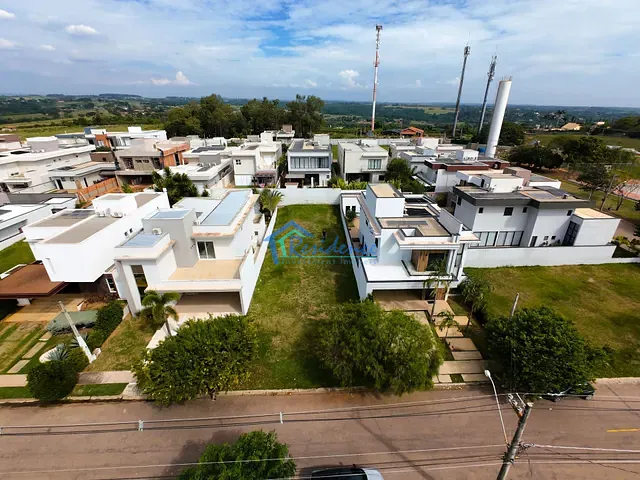 Terreno com 428m², à venda, no bairro Alto de Itaici em Indaiatuba