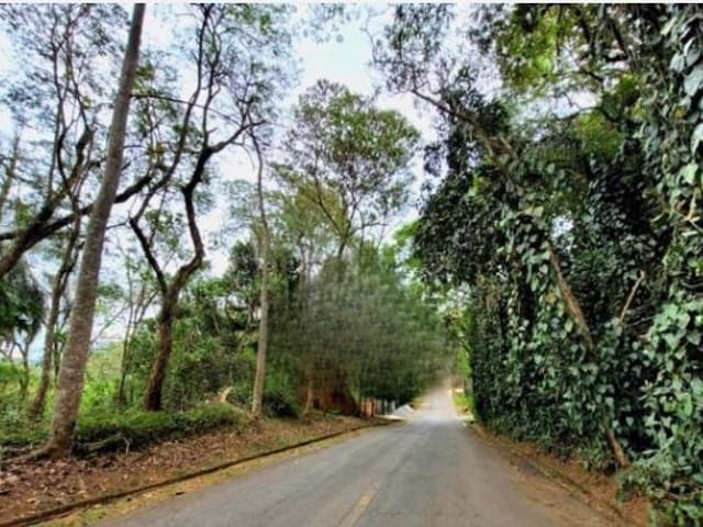 Terreno com 2053m², à venda, no bairro Quinta dos Angicos em Cotia