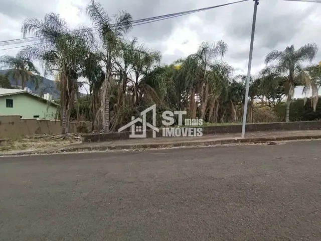 Terreno com 1538m², à venda, no bairro Vila Mosconi em Andradas