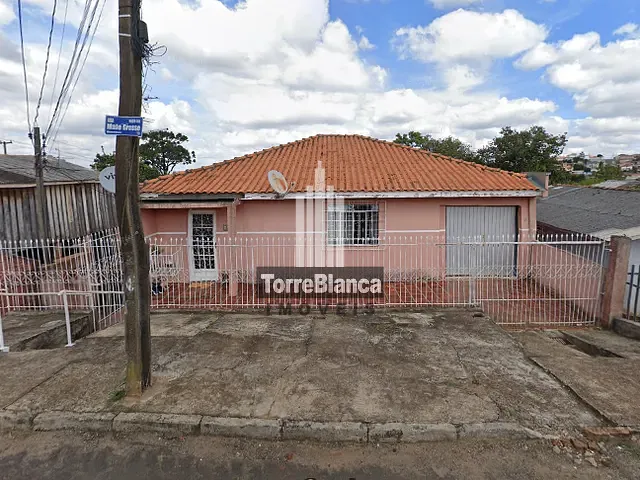 Casa com 429m² 3 quartos e 1 banheiro, à venda, no bairro Uvaranas em Ponta Grossa