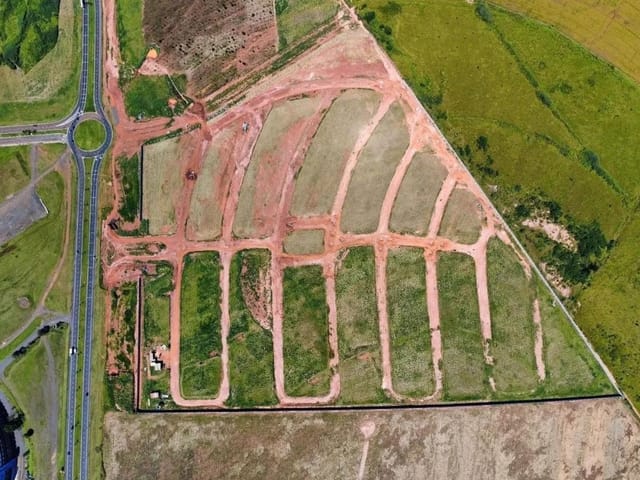 Terreno com 300m², à venda, no bairro Nossa Senhora Aparecida em Paulínia