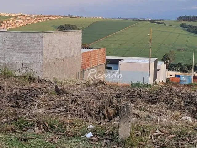 Terreno com 275m², à venda, no bairro Jardim Metropolitam em Arapongas