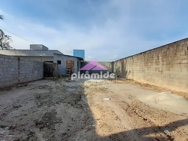 Terreno com 250m², à venda, no bairro Massaguaçu em Caraguatatuba