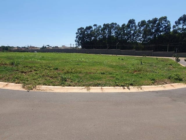 Terreno com 323m², à venda, no bairro Betel em Paulínia
