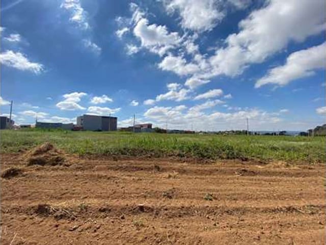 Foto do Terreno - Terreno residencial para venda em Residencial Irineu Zanetti, 160m² | Lares e Andares Imóveis
