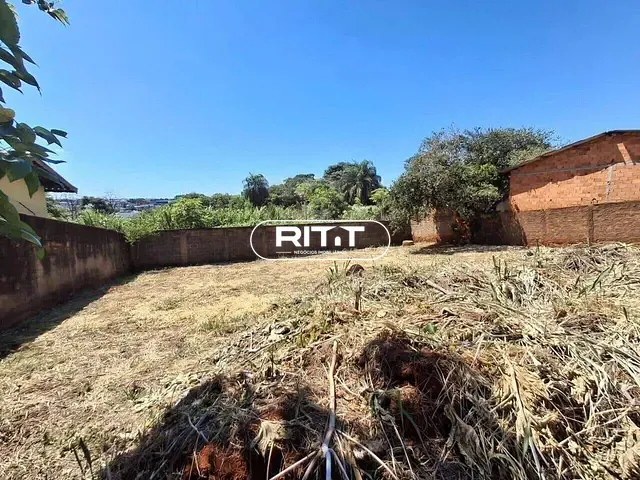 Terreno com 1000m², à venda, no bairro Mansões Santo Antônio em Campinas