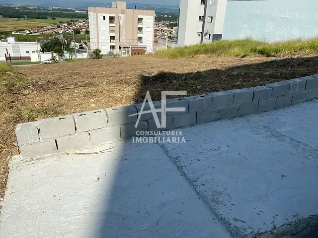 Terreno com 390m², à venda, no bairro Residencial Village Santana em Guaratinguetá