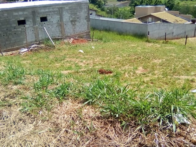 Terreno com 424m², à venda, no bairro São Gonçalo em Taubaté