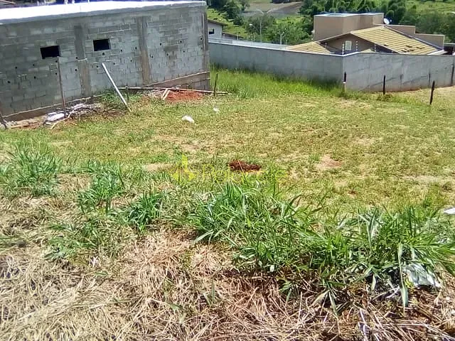 Terreno com 424m², à venda, no bairro São Gonçalo em Taubaté