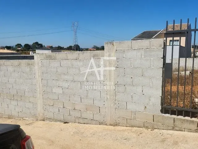 Terreno com 250m², à venda, no bairro Piracangaguá em Taubaté
