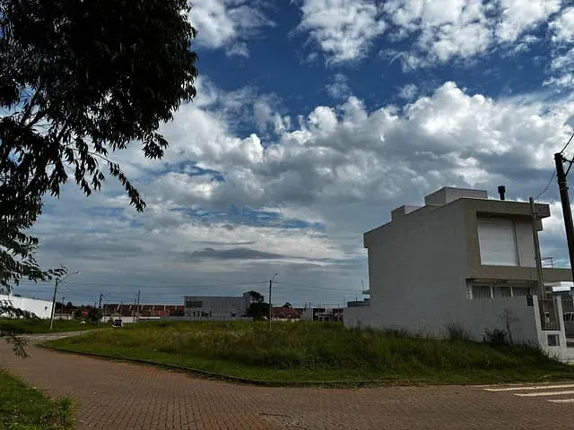 Terreno com 404m², à venda, no bairro Central Park em Cachoeirinha