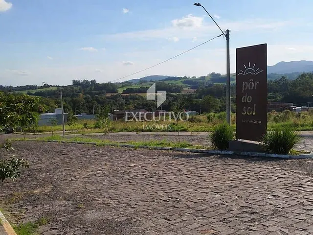 Terreno com 203m², à venda, no bairro Dona Rita em Arroio do Meio