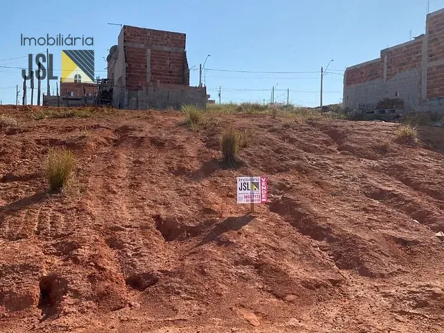 Terreno com 180m², à venda, no bairro Residencial Amor em Caçapava