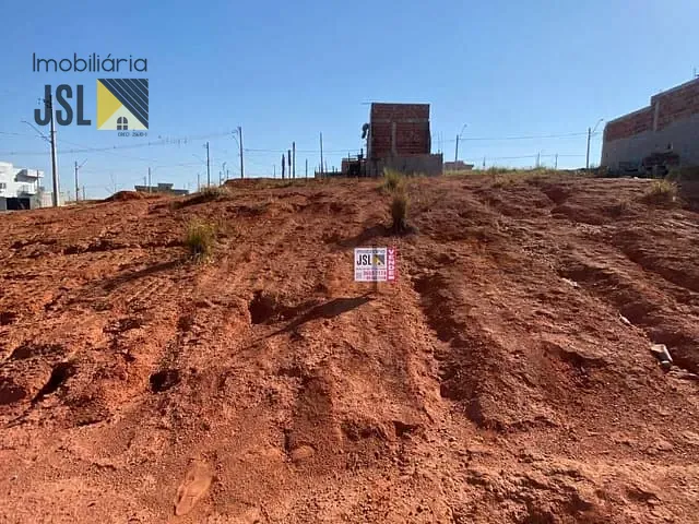Terreno com 180m², à venda, no bairro Residencial Amor em Caçapava