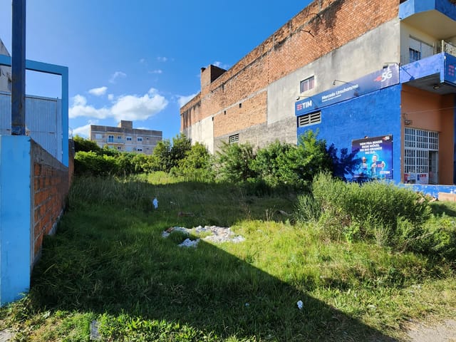 Terreno com 807m², à venda, no bairro Areal em Pelotas